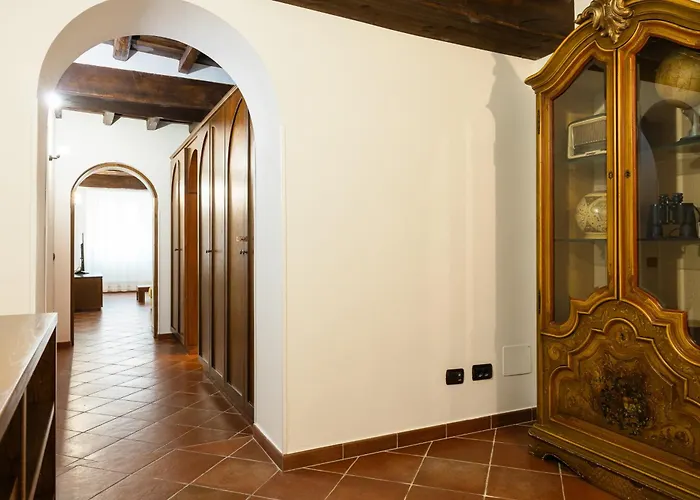 Domus Lxvii Monti *