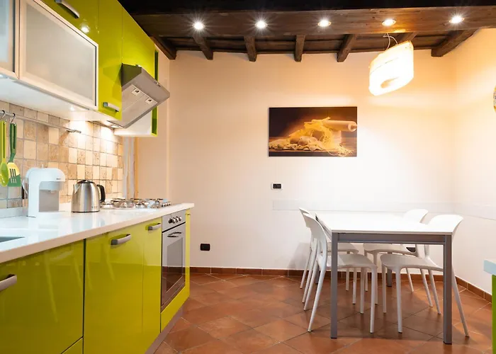 Domus Lxvii Monti *