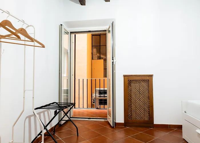 Domus Lxvii Monti Appartement *